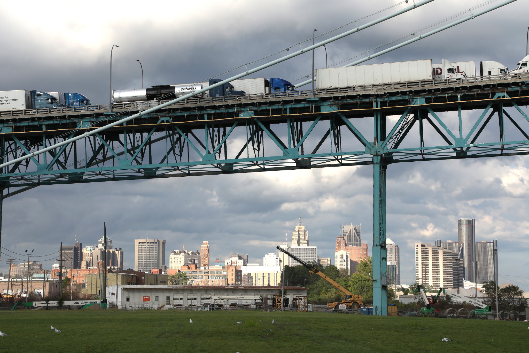 Commercial truck traffic at the Ambassador Bridge between Detroit and Windsor